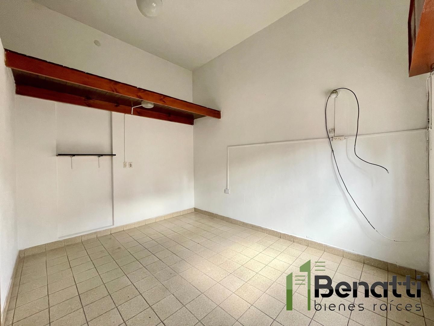 Carlos Pellegrini 975