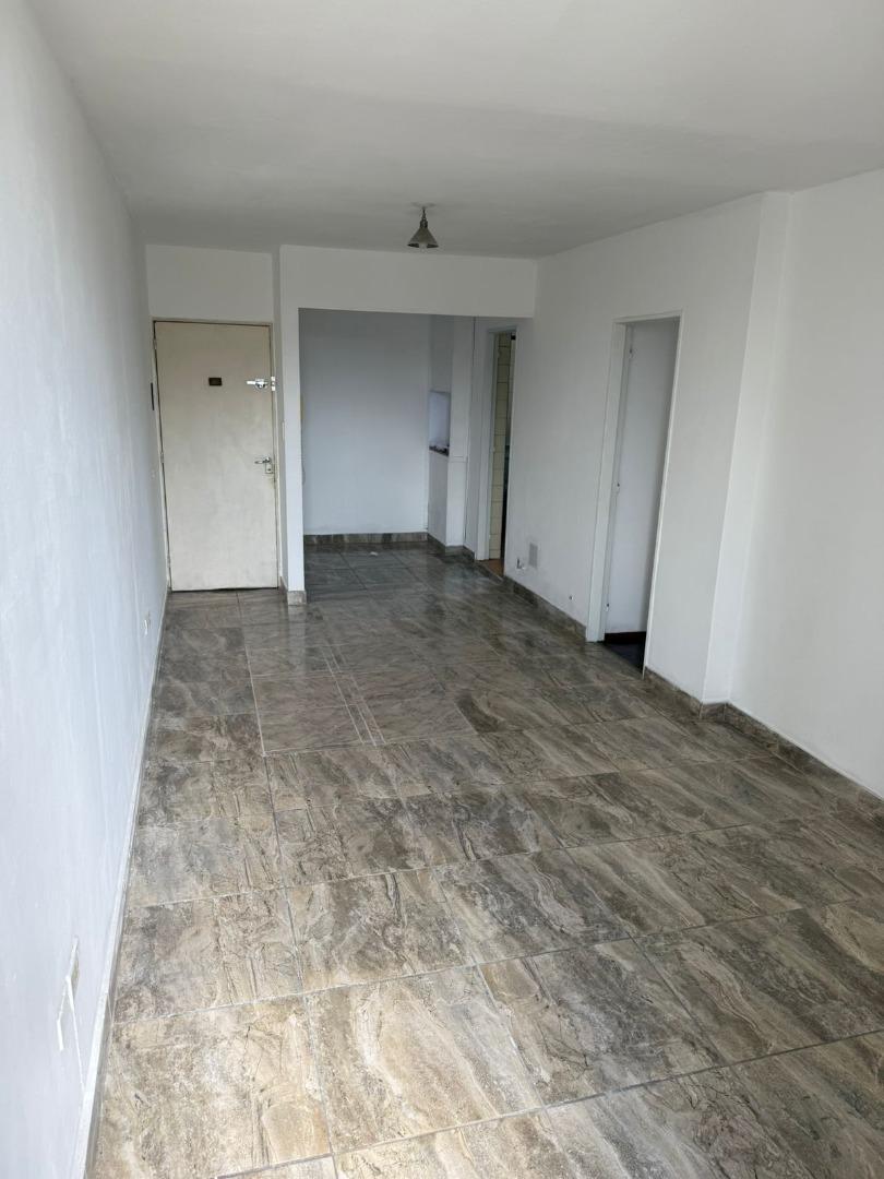 Juan Manuel De Rosas 1255 , Piso 7