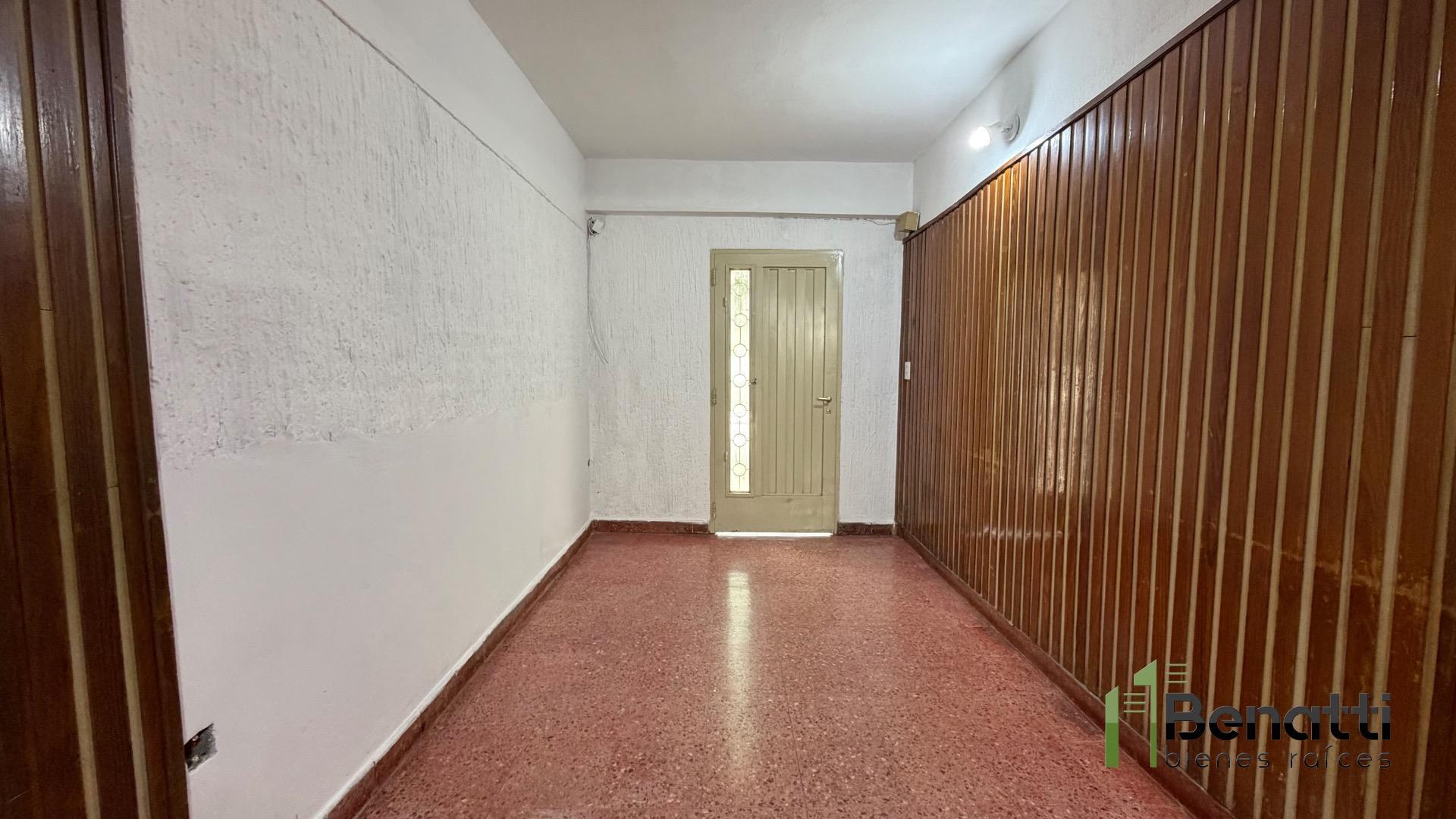 Depto Tipo Casa en Alquiler de 3 ambientes