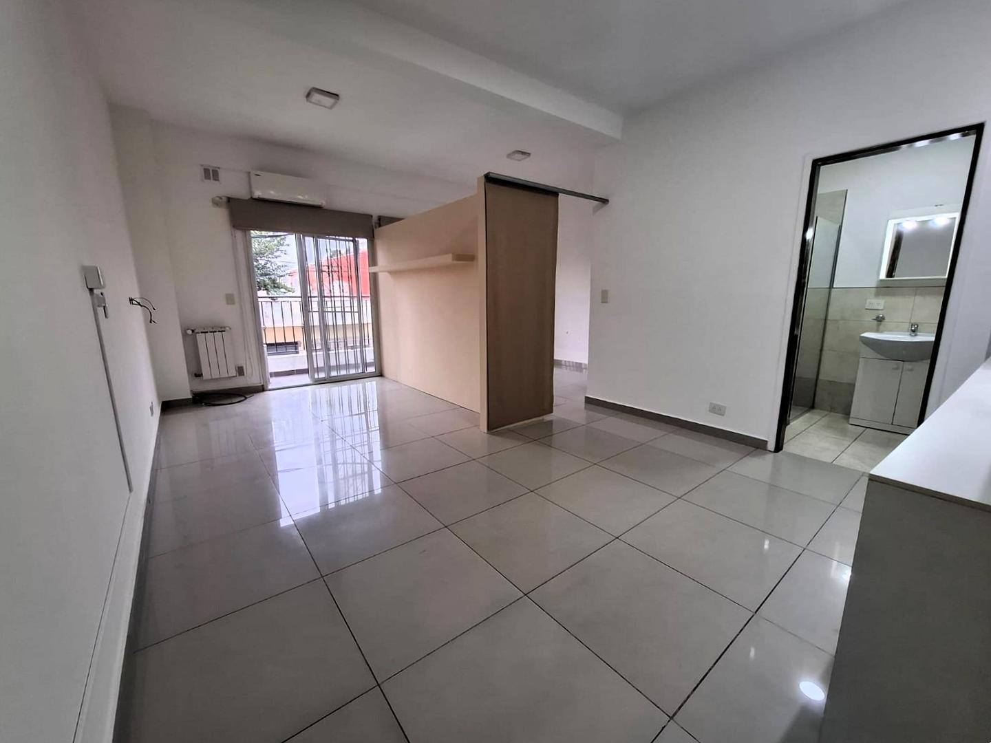 Departamento en Alquiler de Monoambiente