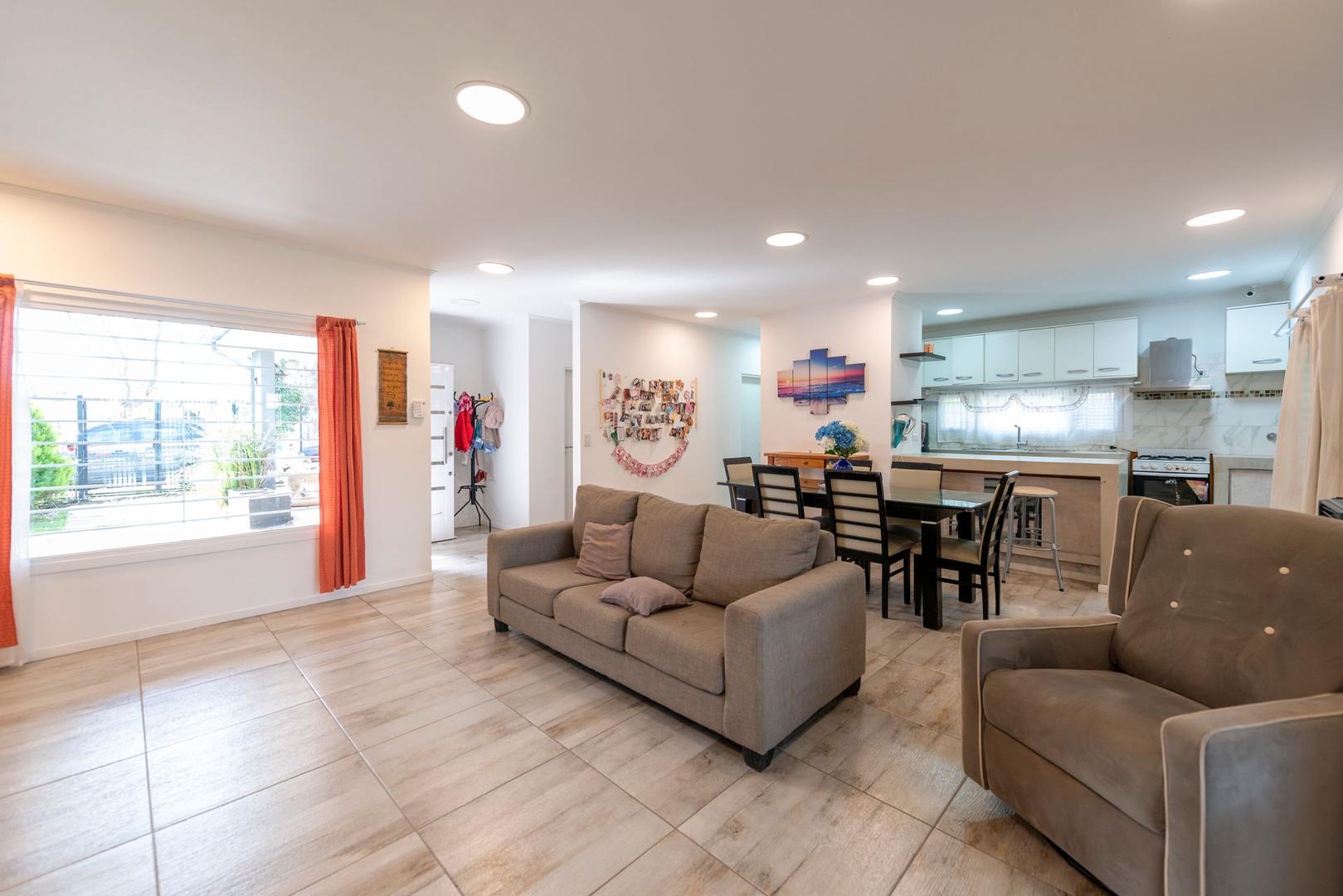 Casa en Venta en Loma Verde, USD 150.000