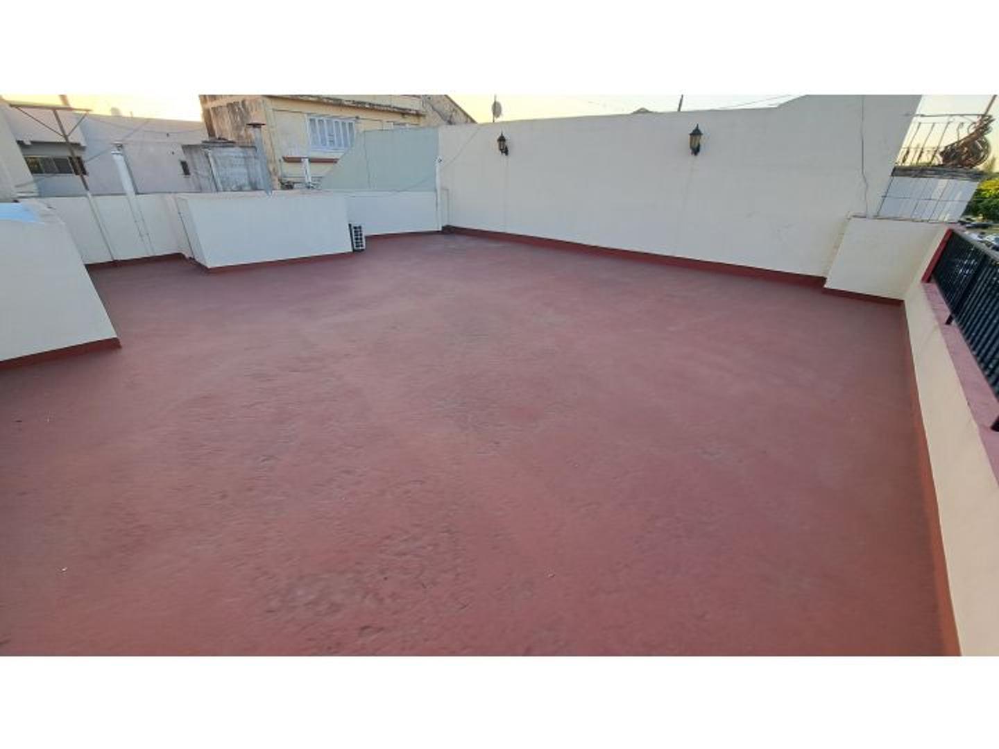 Depto Tipo Casa 3 ambientes con 1 baño