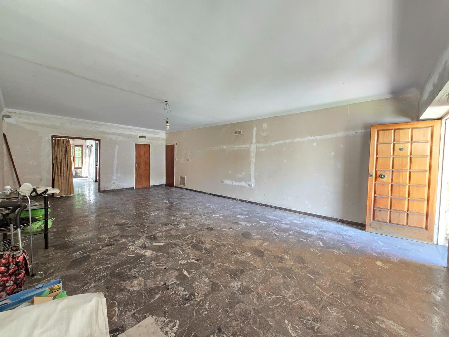 Casa en Venta en Villa Sarmiento, USD 200.000