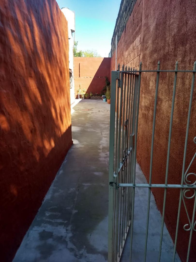 Depto Tipo Casa en Venta en Victoria, USD 90.000