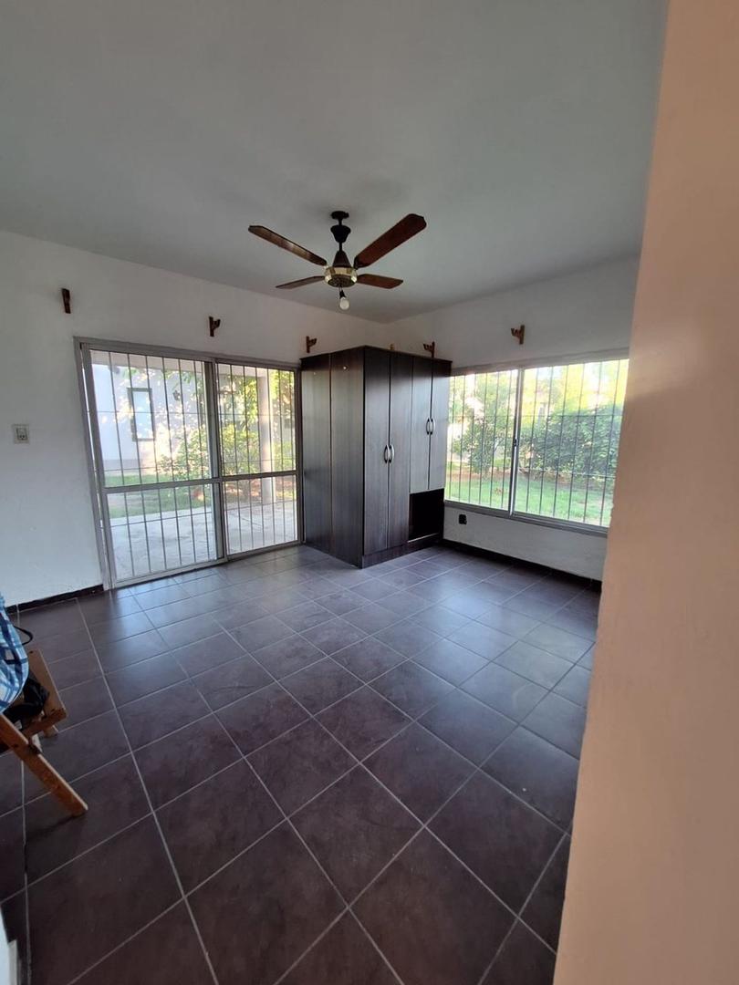 CASA  B° PRIVADO LAS PALMERAS, TIRASO GUAYMALLÉN