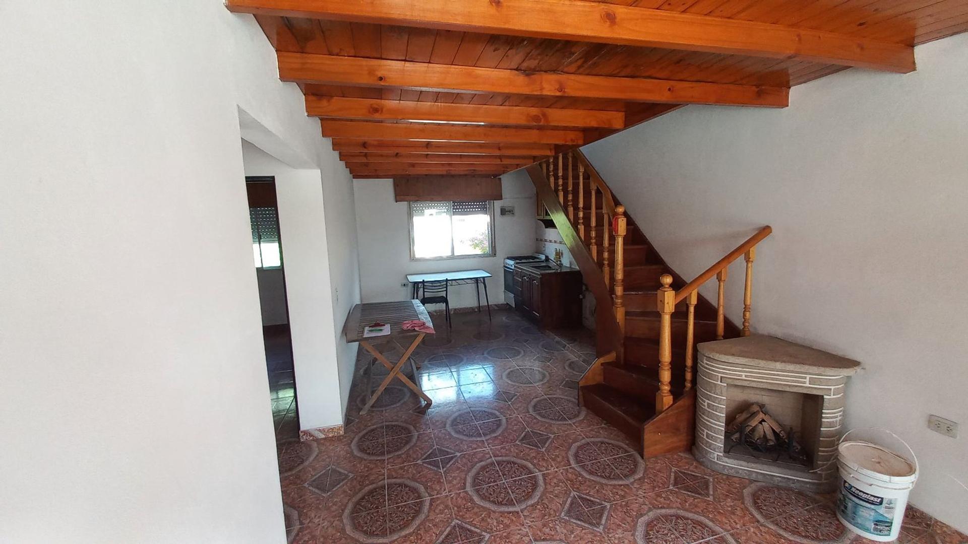 Casa 3 ambientes en Jose León Suarez