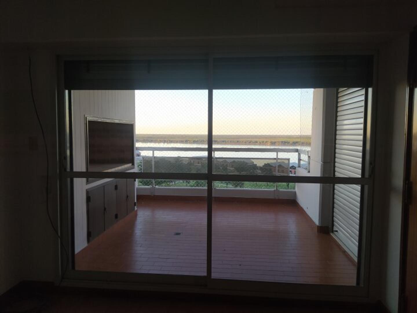 Cordoba 531 , Piso 10