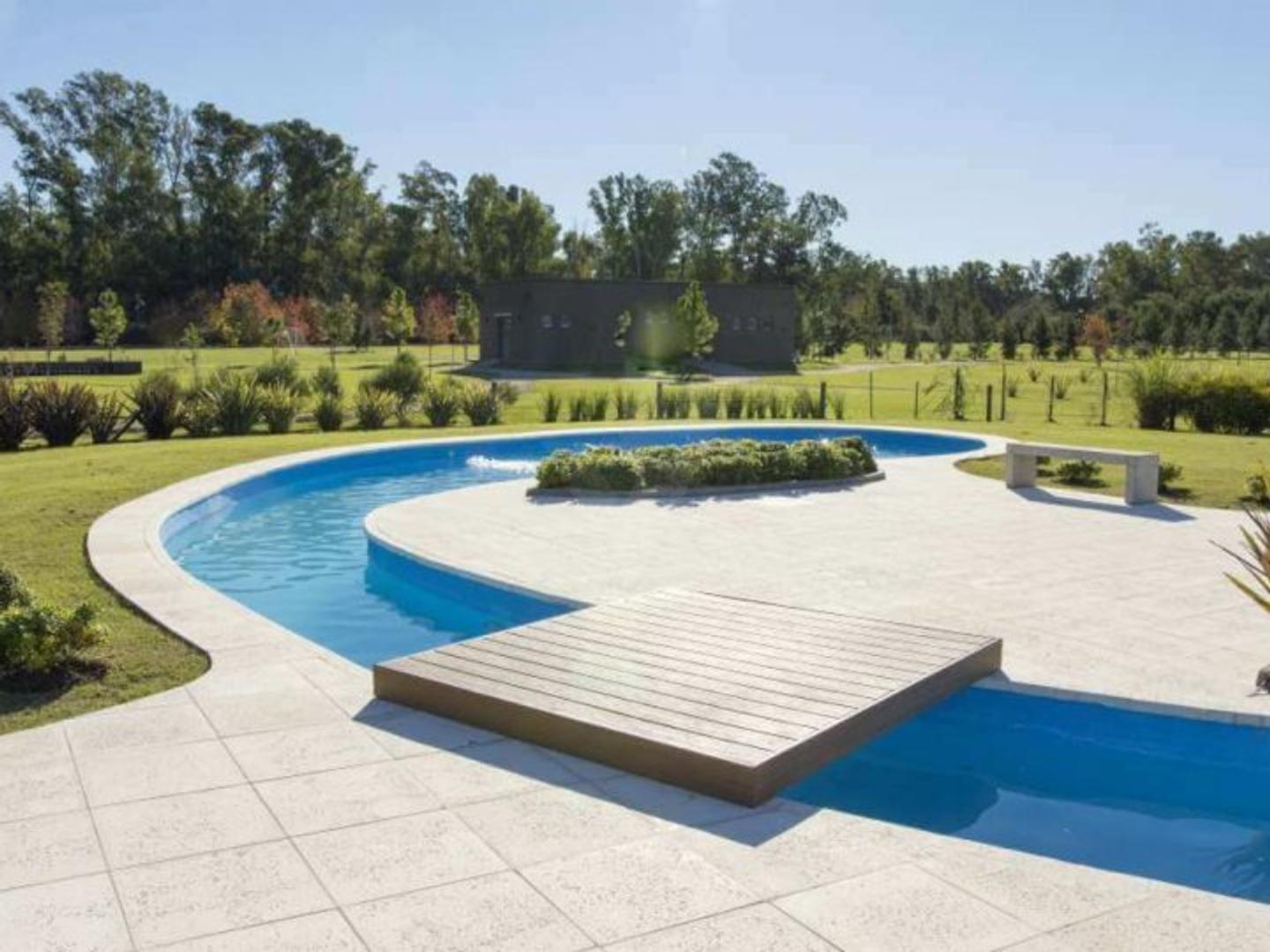 Terreno en Venta de 2346,36 m2