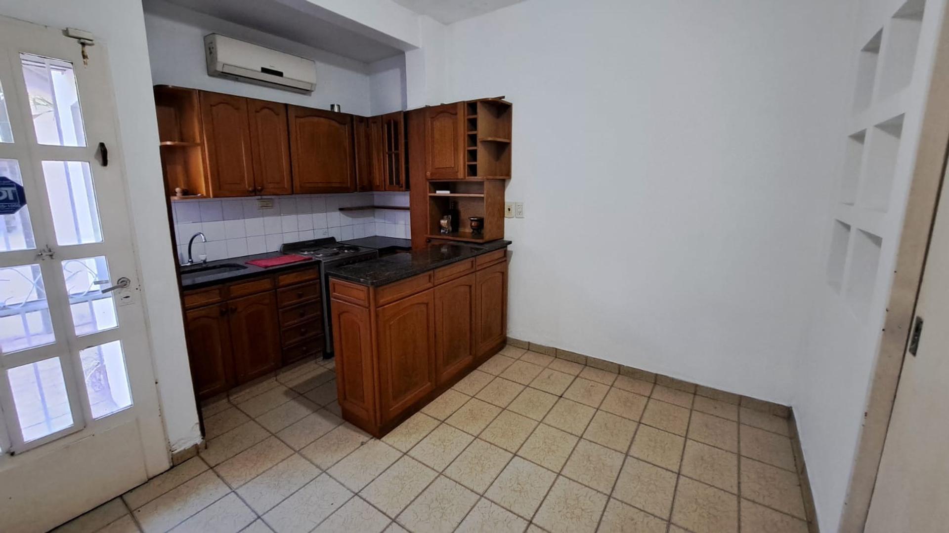 Depto Tipo Casa en Venta 45 años