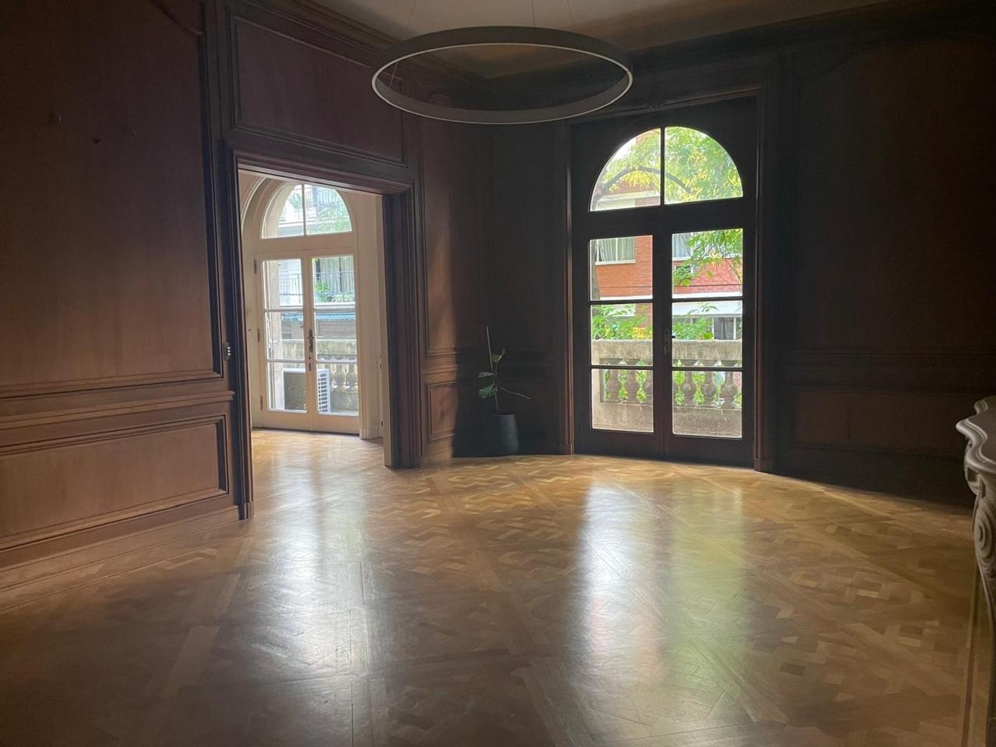 Departamento en Alquiler de 5 ambientes