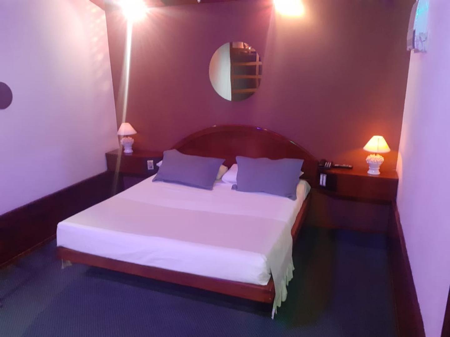 Hotel en Venta 18 años