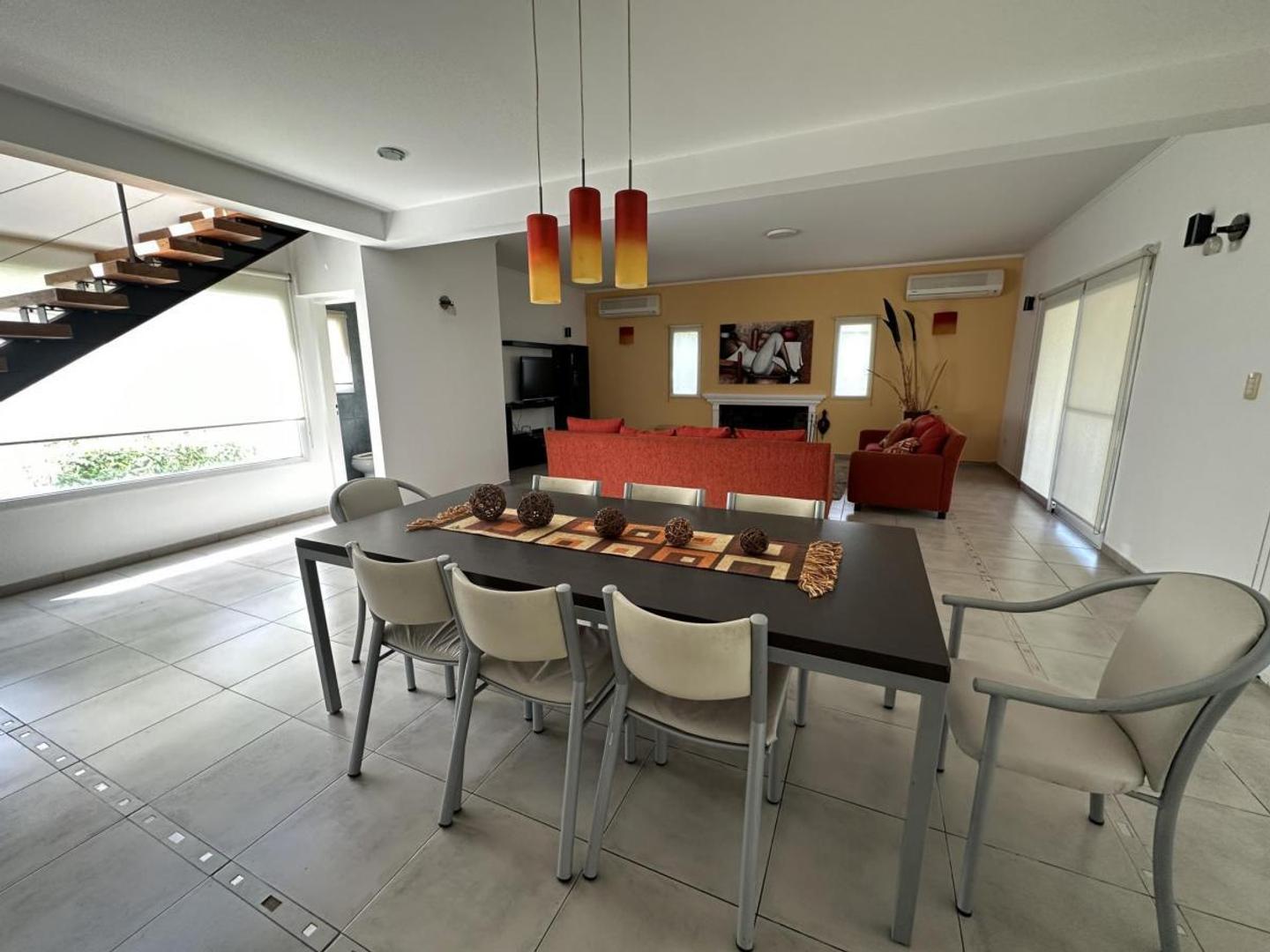 Casa en Venta en Haras Del Sur, USD 250.000