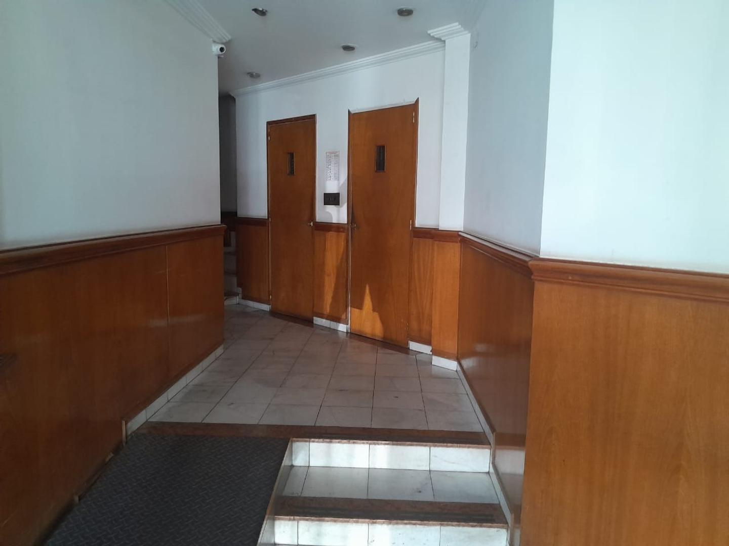 San Luis 123 , Piso 3