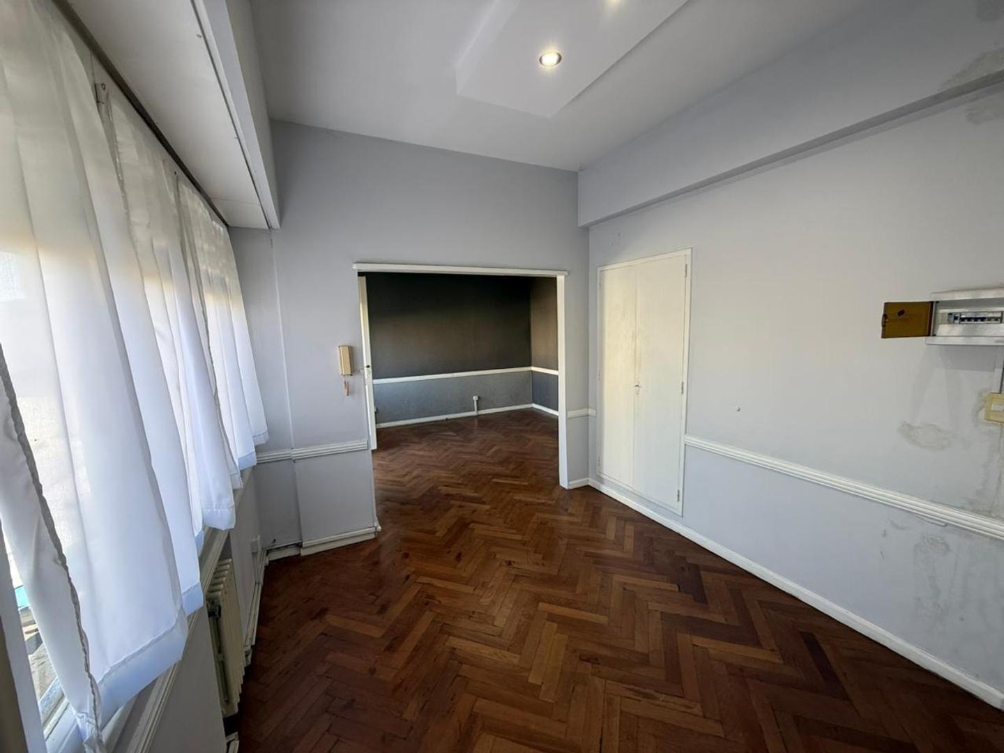 Oficina en Alquiler en Centro, $ 450.000