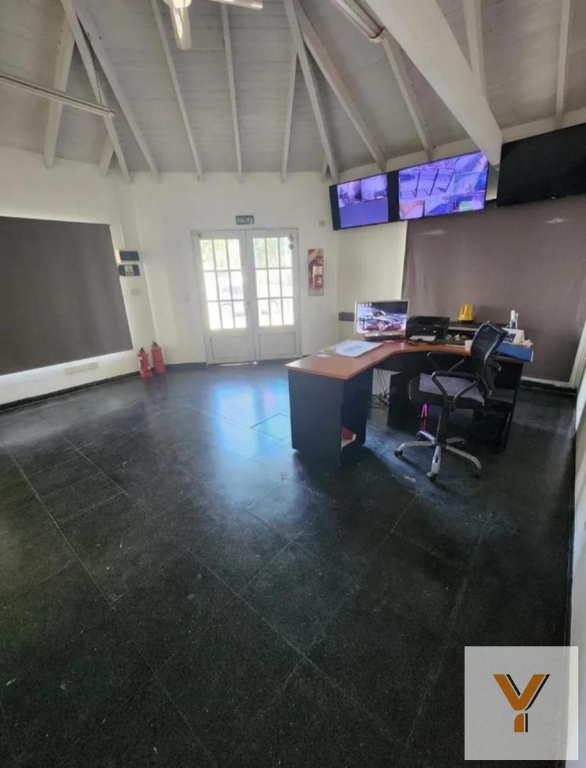 Edificio Comercial en venta - 4 Ambientes - Malvinas Argentinas
