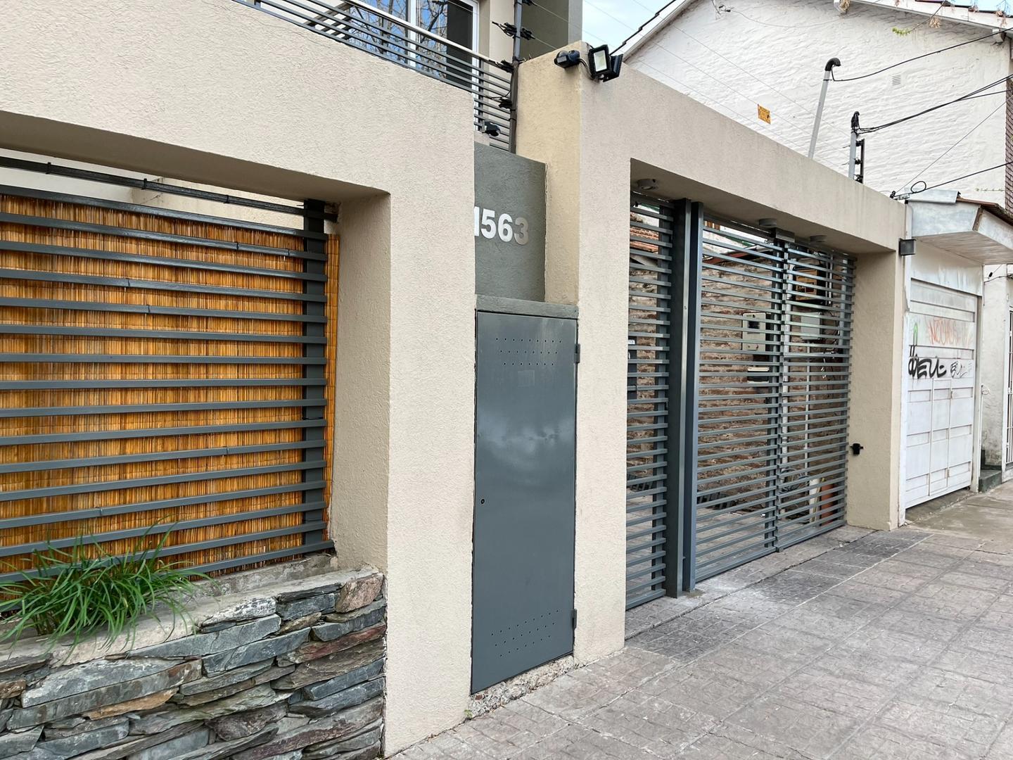 ADROGUE departamento en venta 2 ambientes c/cochera