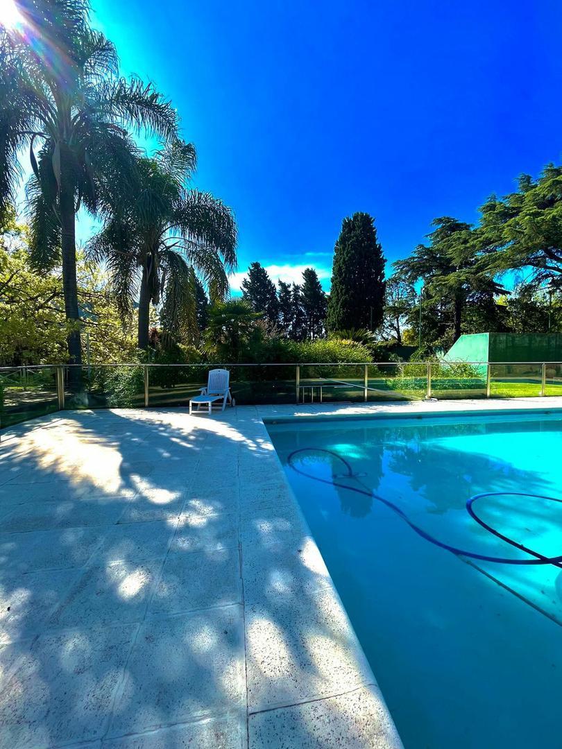 García Fernández Y 12 De Octubre Monte Grande Al 500