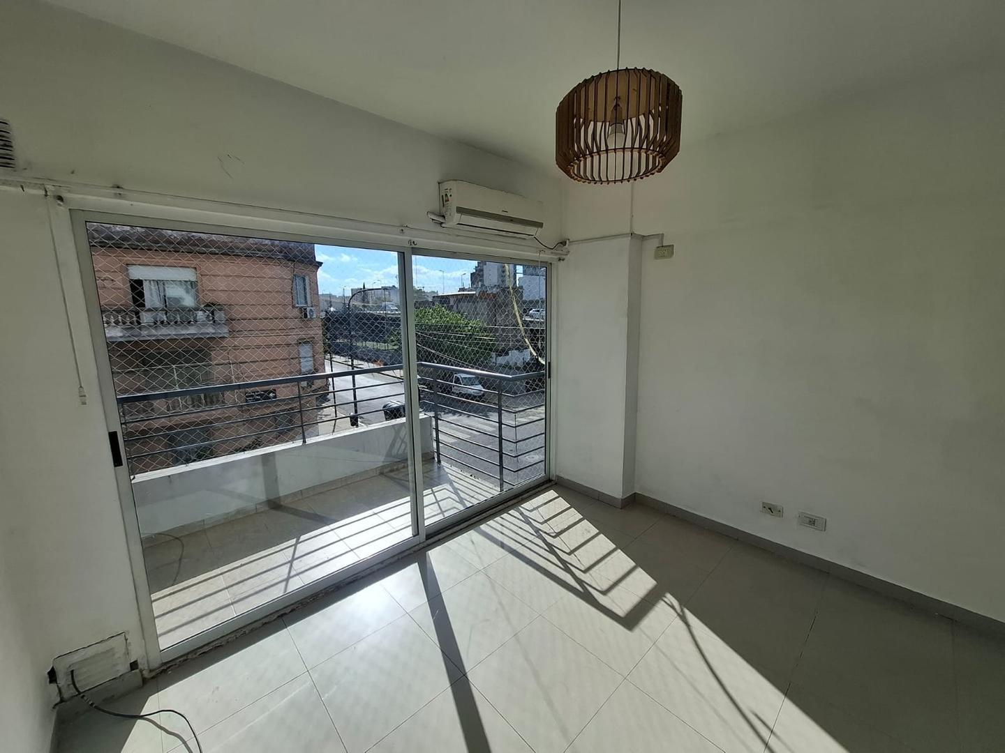 Constitucion 3700, Piso 2