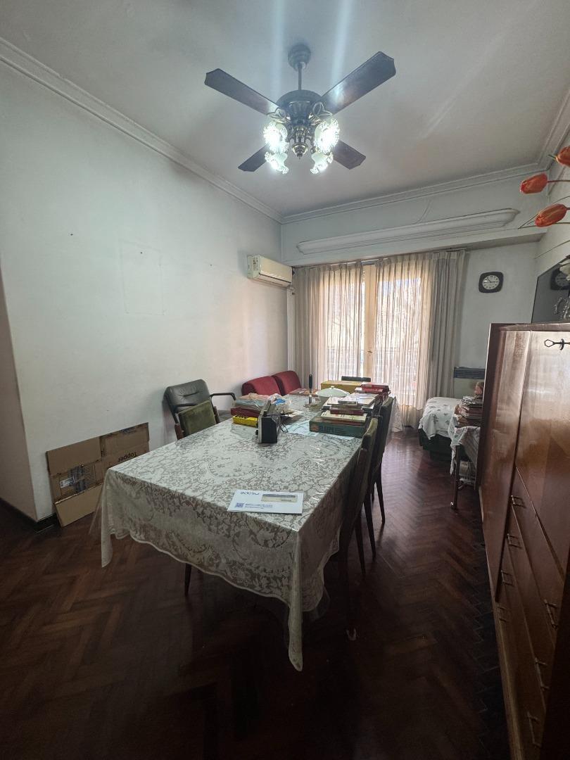 DEPARTAMENTO CON BALCON CORRIDO