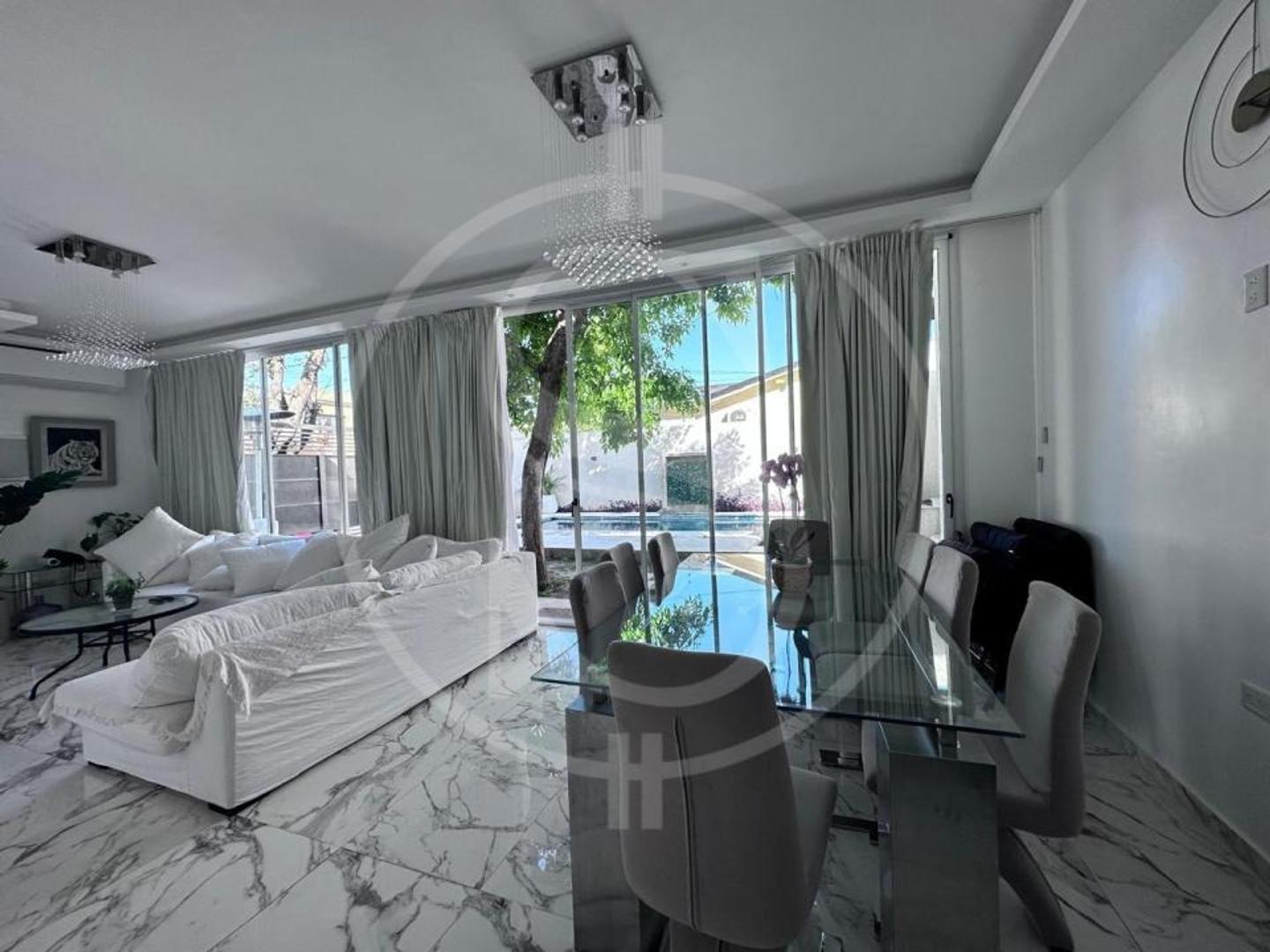 CASA LOTE PROPIO 3 AMBIENTES CON PARQUE Y PILETA