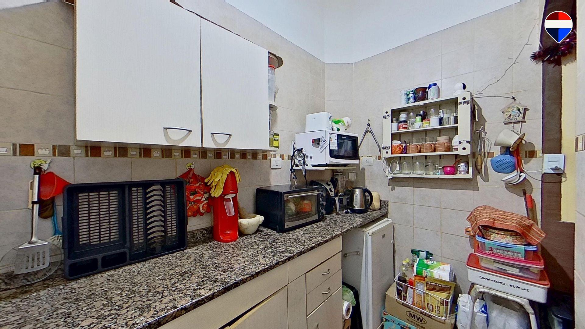 VENTA PH 2 AMBIENTES CON PATIO PLANTA BAJA LA BOCA
