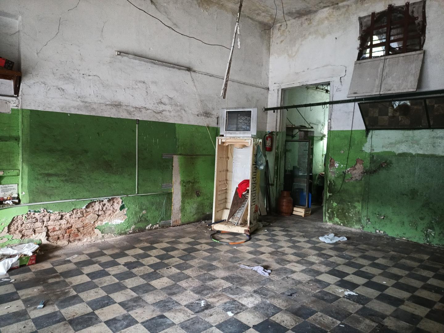 Local en Alquiler en Lanus, $ 420.000