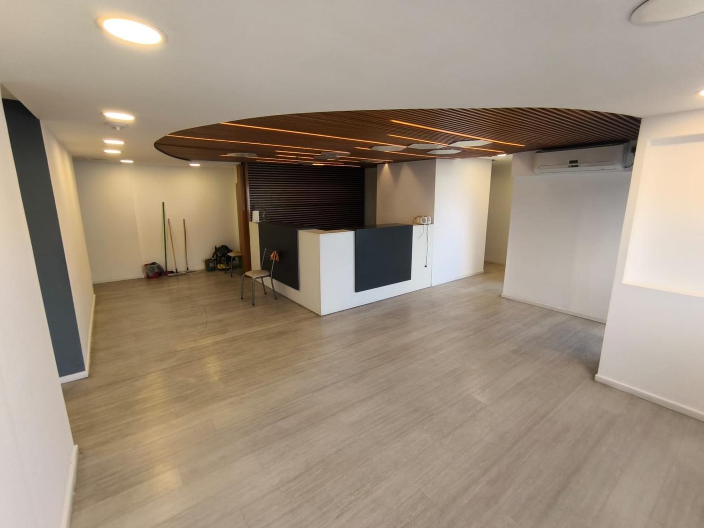 Oficina en Alquiler en Centro, $ 3.000.000