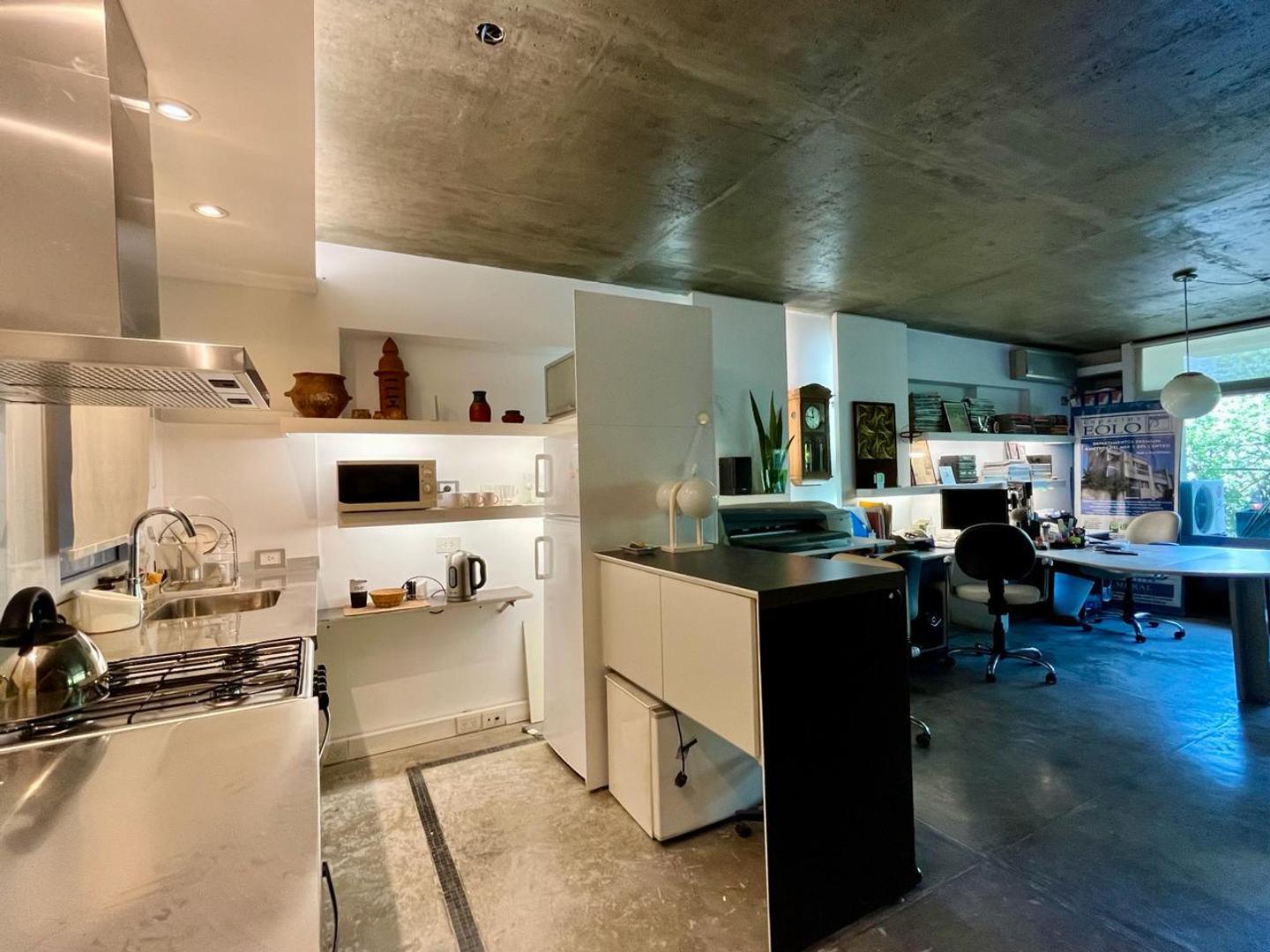 Oficina 2 ambientes con 1 baño