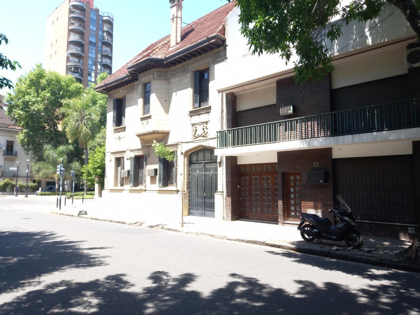 Casa en dos plantas en alquiler