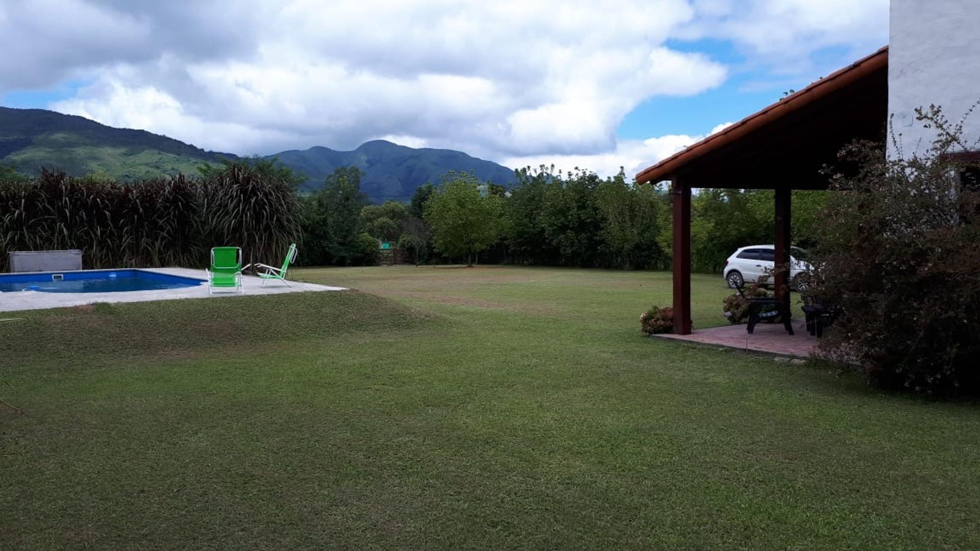 Casa 3 ambientes con 2 baños