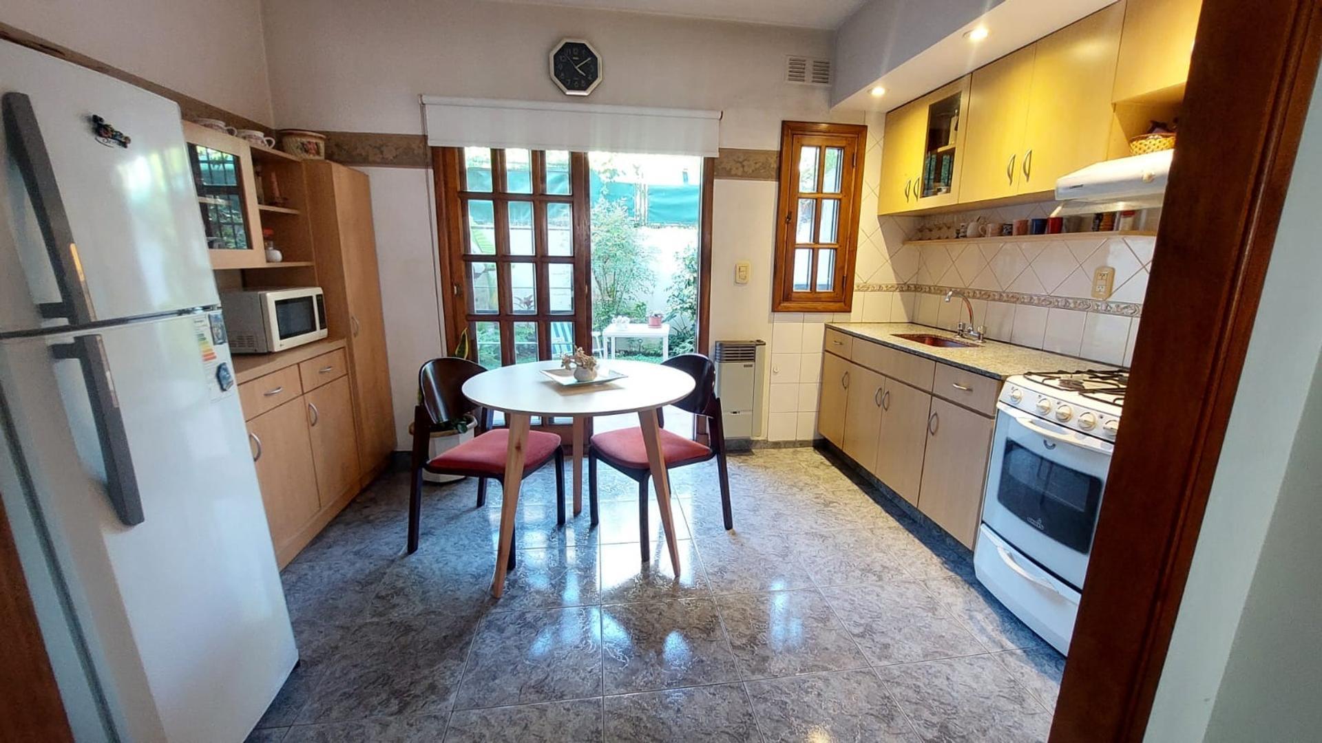 Depto Tipo Casa en Venta con 1 cocheras