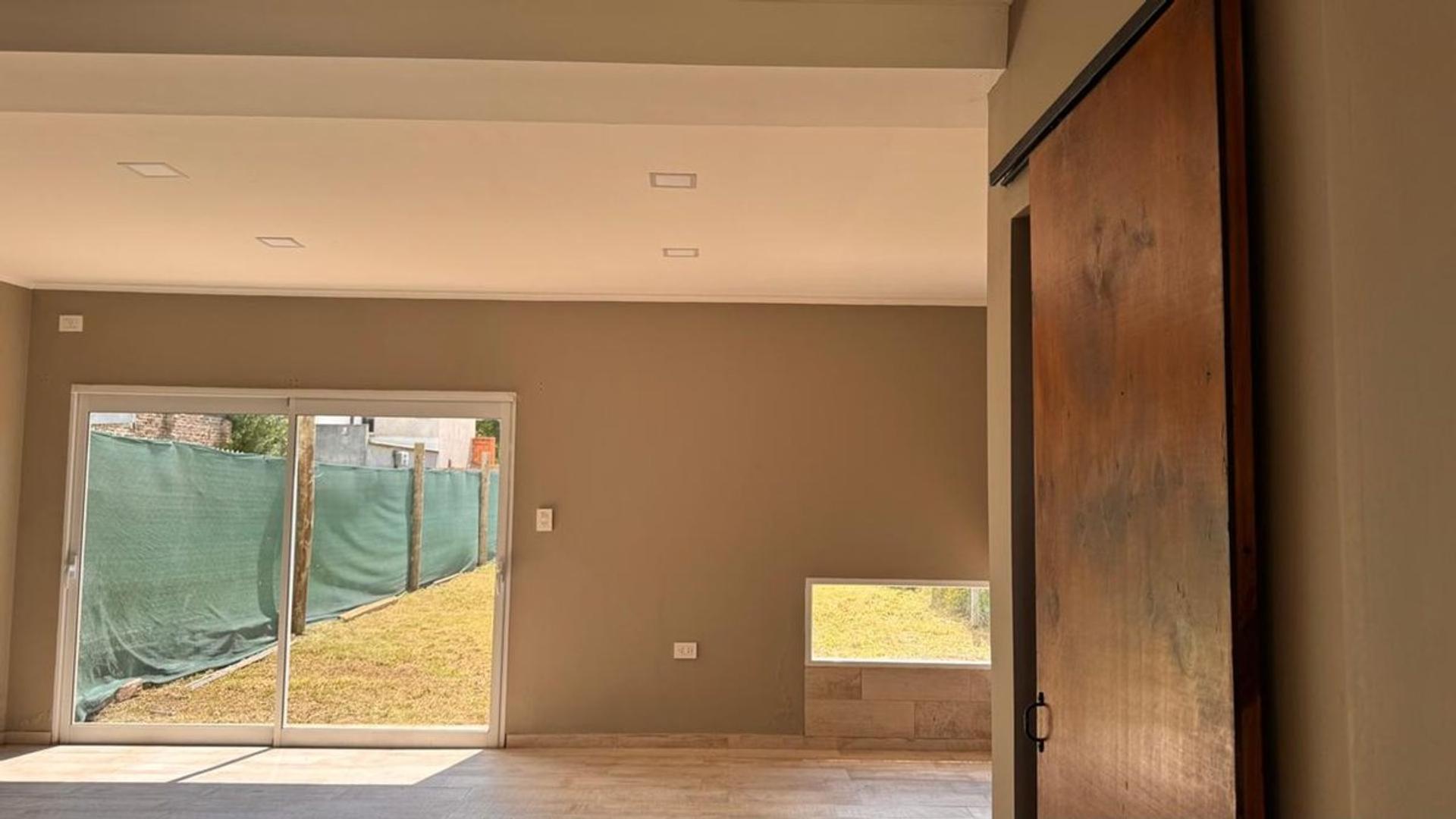 Depto Tipo Casa en Alquiler con 1 cocheras