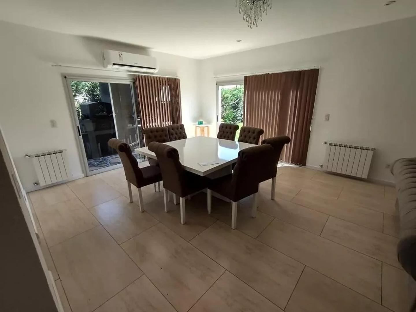 Casa en Venta de 4 dormitorios