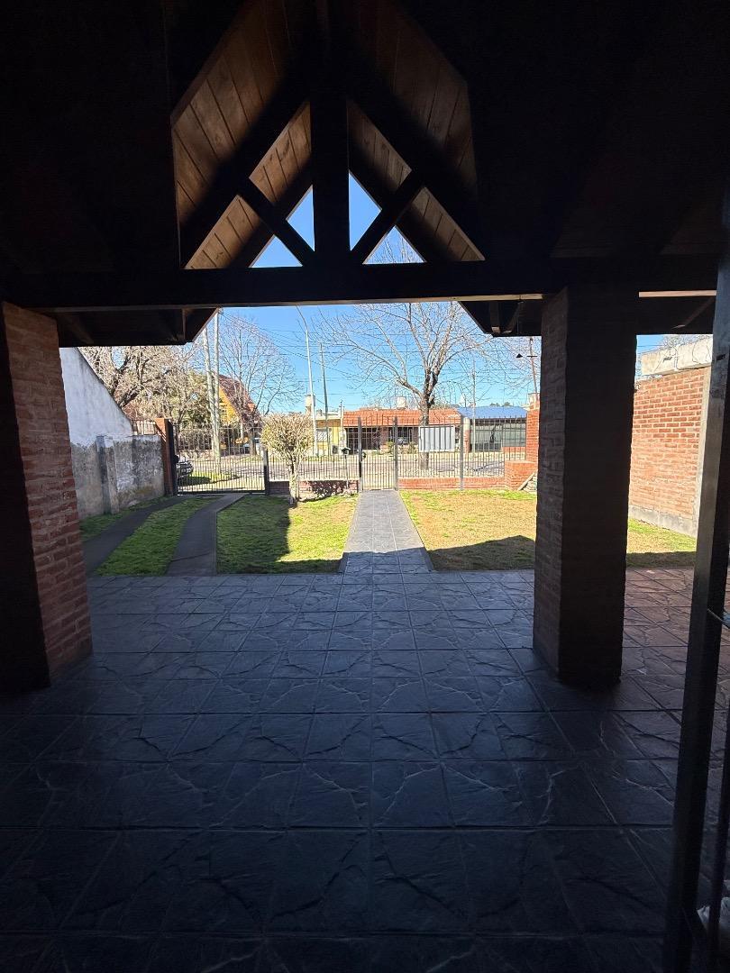 Casa en Venta en Luis Guillon, USD 120.000