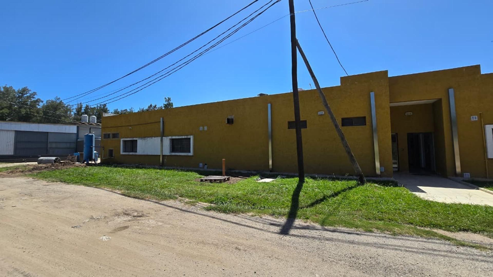 Venta Galpón y Oficina Com. Parque Industrial Villa Allende