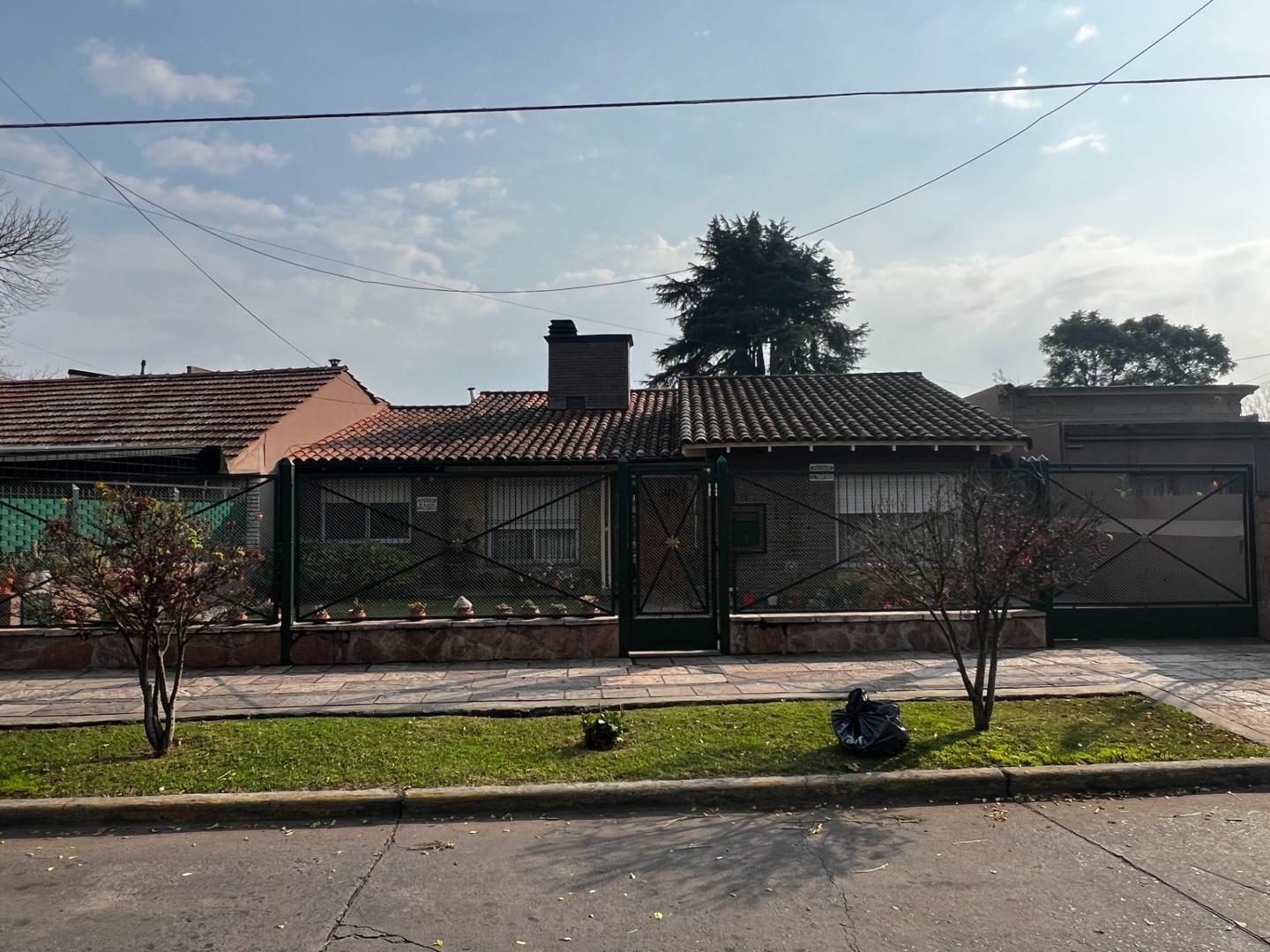 Casa en Venta en Adrogue, USD 498.000