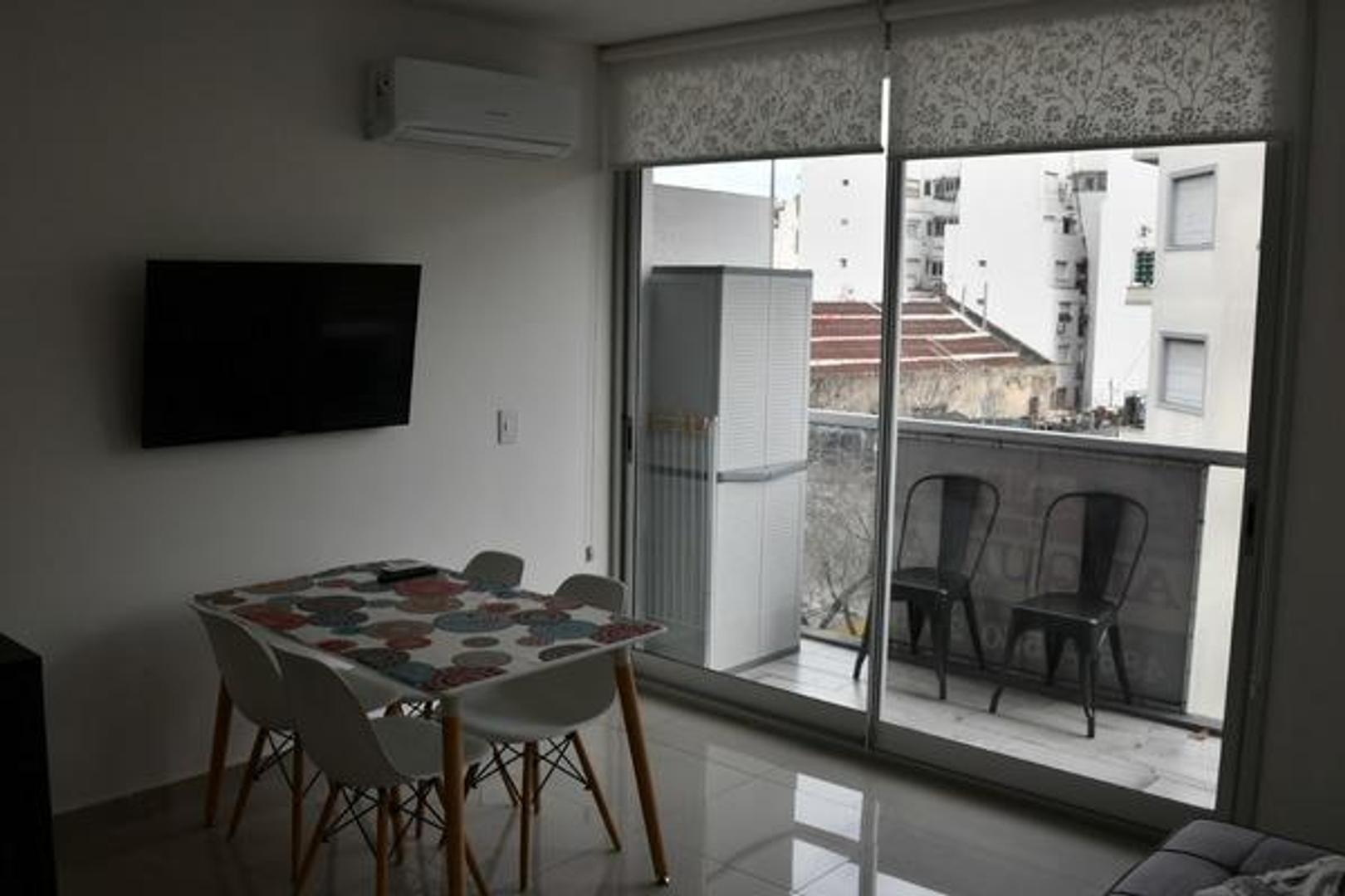 Monoambiente Moderno Con Balcón, Laundry, Aire Frío - Calor