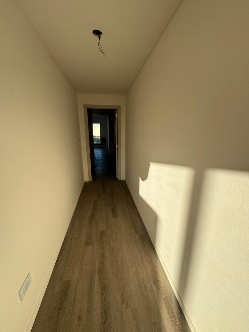 Departamento 4 ambientes con 4 baños