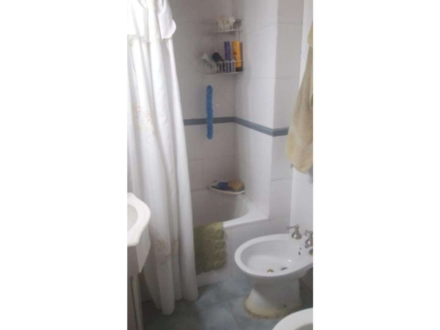 Duplex.3amb con cochera.Presidente Peron 800.Ramos Mejia