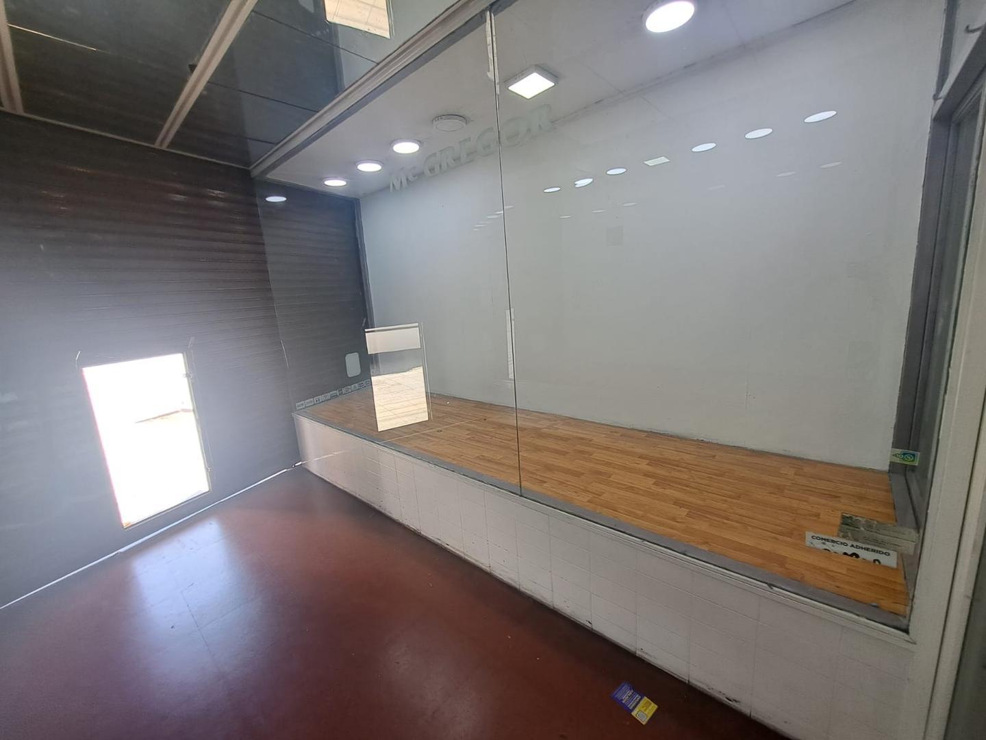 Local en Alquiler en Avellaneda, $ 3.500.000