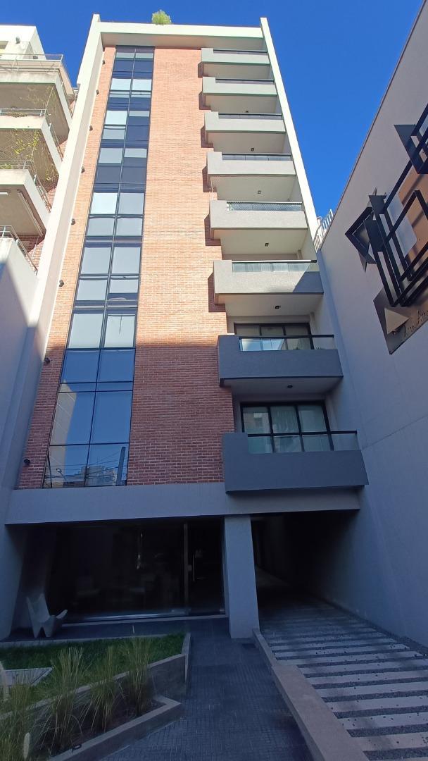 Avellaneda 900, Piso 8°