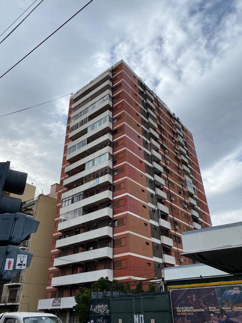 Departamento de 3 ambientes con balcón