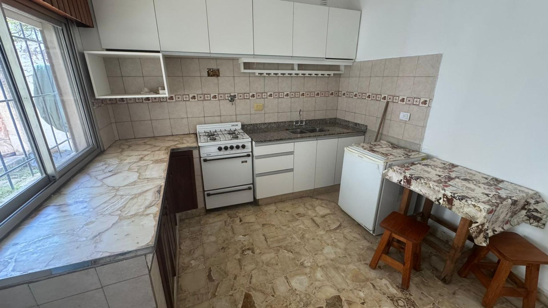 VILLA DE MAYO - Hermosa casa a mts de Sucre