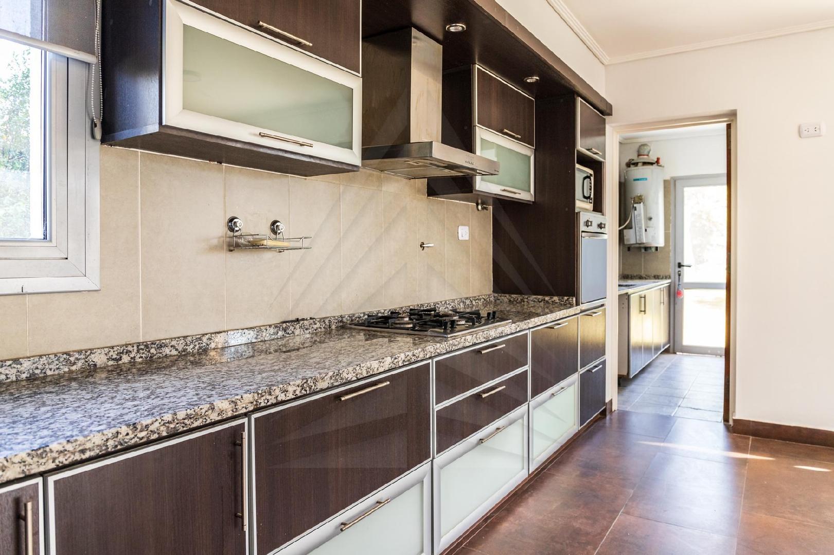 CHALET EN VENTA, LA ARBOLADA