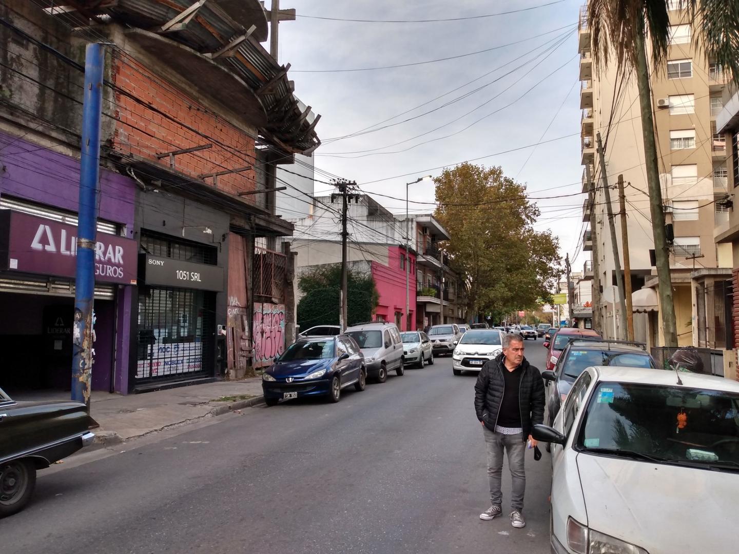 LOTE PARA EMPREDIMIENTO DEPARTAMENTOS MORON NORTE FOT3