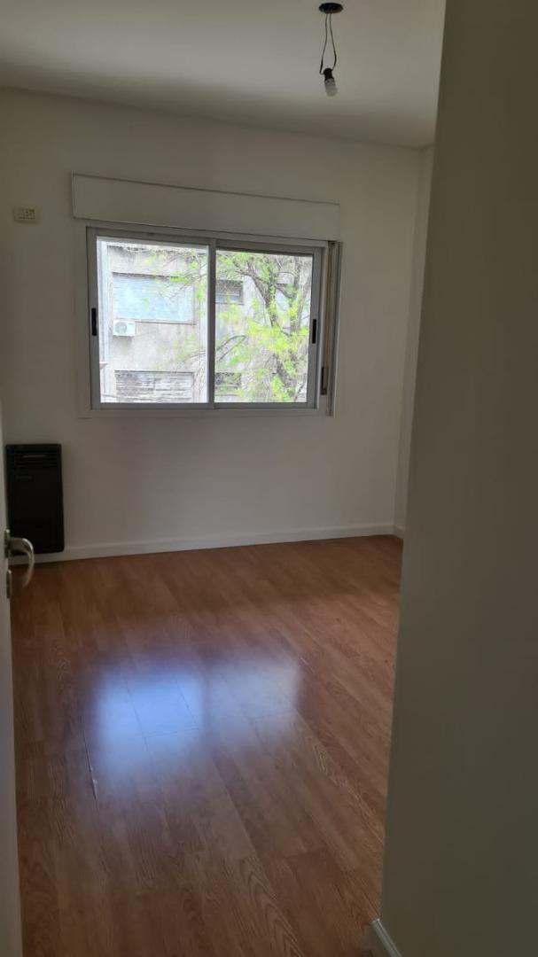 Departamento en Alquiler en Olivos, $ 1.400.000