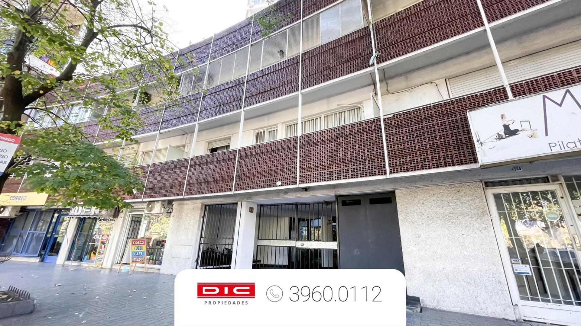 Departamento 4 ambientes Venta - Acas.-Vias/Santa Fe