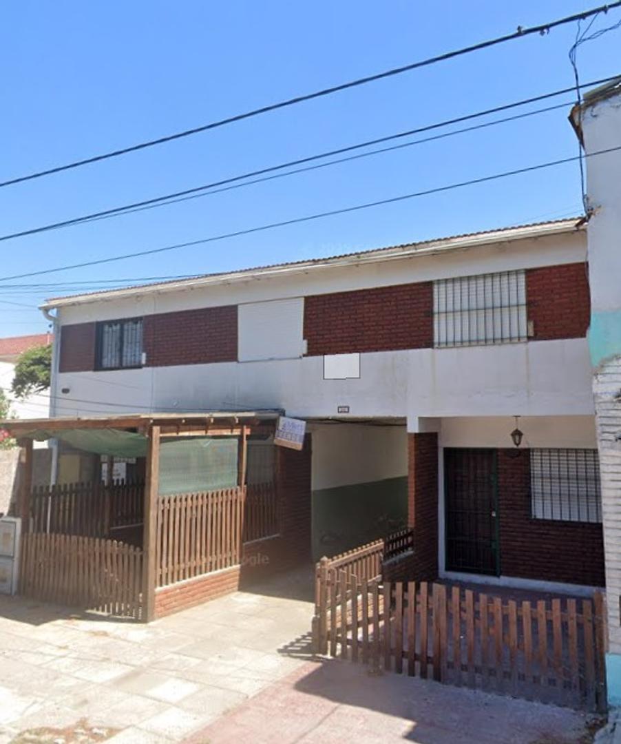 Excelente PH en Mar Del Tuyú 3 Amb. Patio y Cochera Sin Exp.