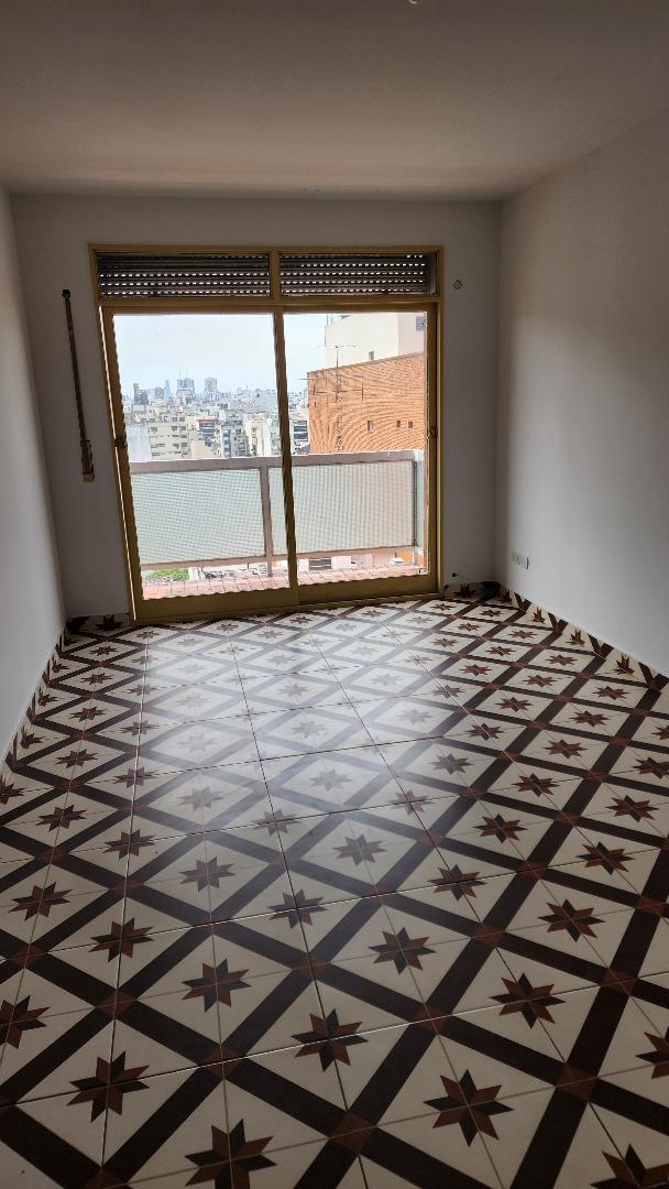 2 ambientes lateral con balcón súper luminoso Vista abierta