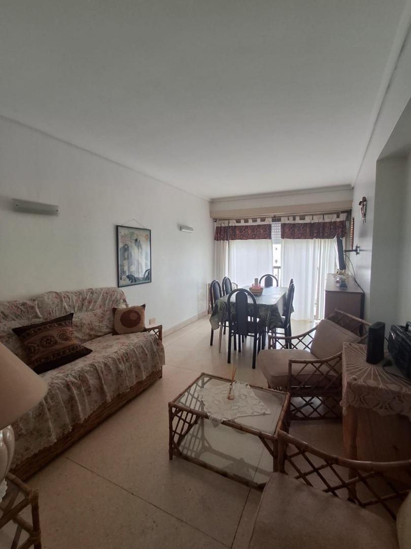 Bolivar 2100, Piso 5